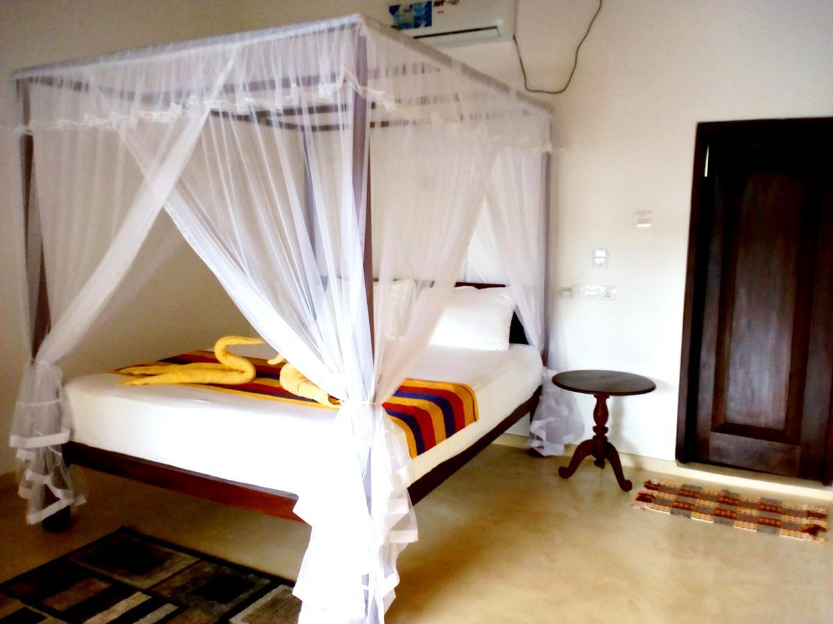 Sleepy Head Guesthouse Unawatuna Exterior foto