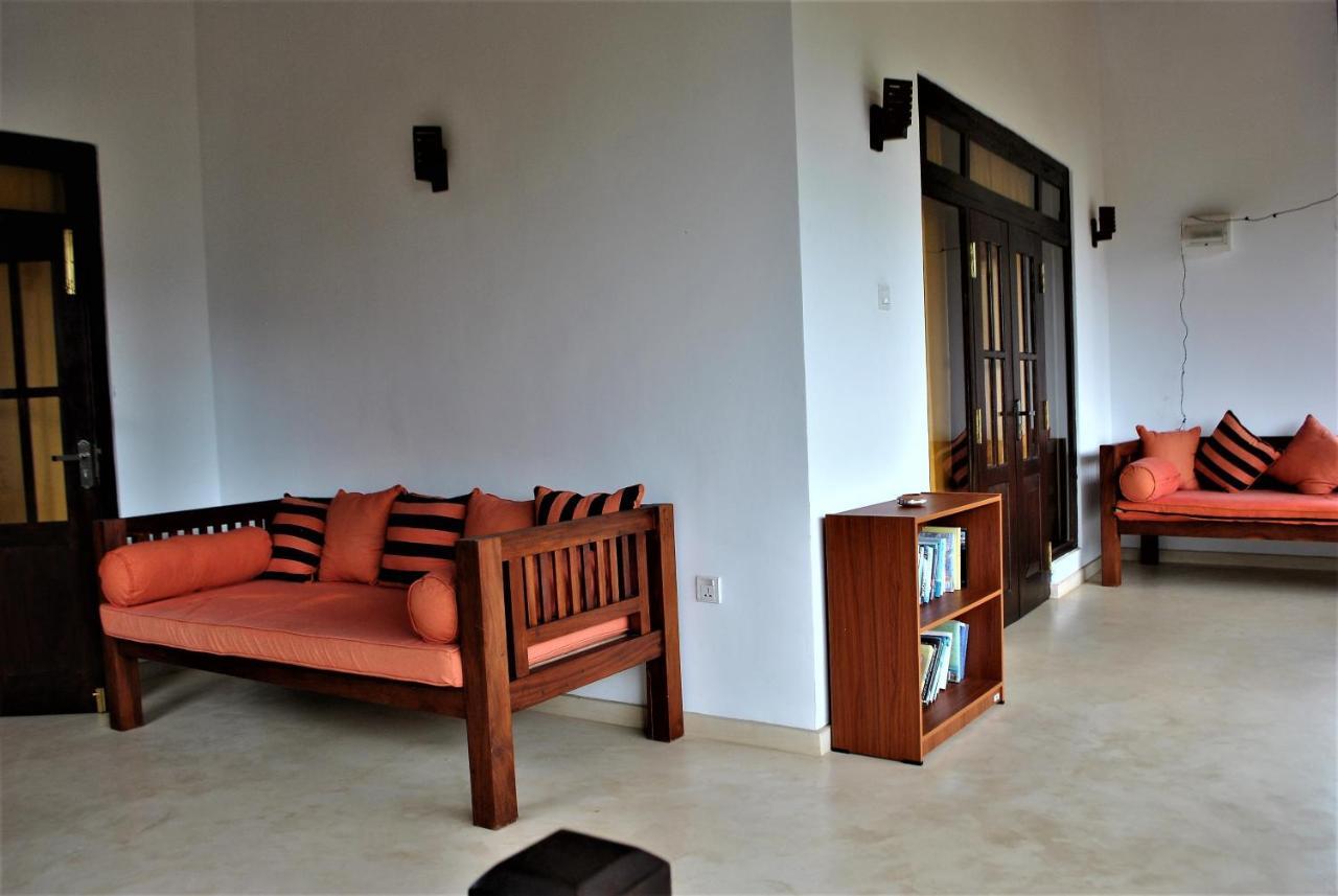 Sleepy Head Guesthouse Unawatuna Exterior foto